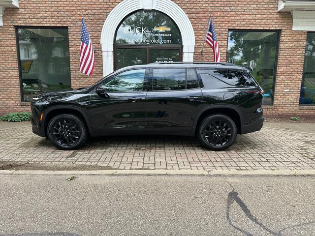 new 2025 Chevrolet Traverse car, priced at $46,830