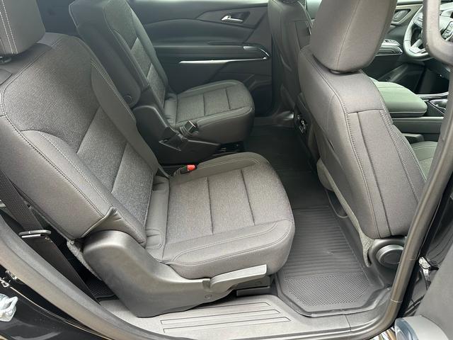 new 2025 Chevrolet Traverse car, priced at $46,830