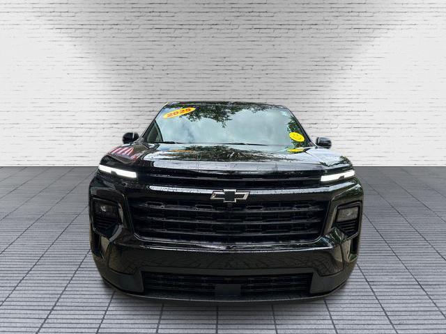 new 2025 Chevrolet Traverse car, priced at $43,830