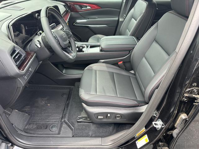 new 2025 Chevrolet Traverse car, priced at $56,654