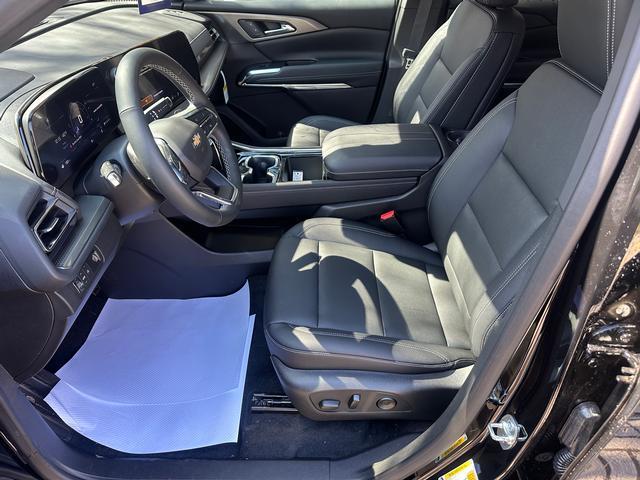 new 2025 Chevrolet Traverse car, priced at $47,190
