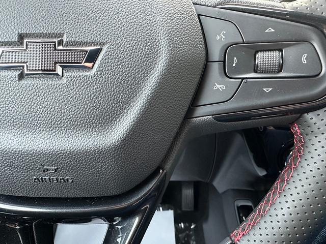new 2025 Chevrolet TrailBlazer car, priced at $35,360