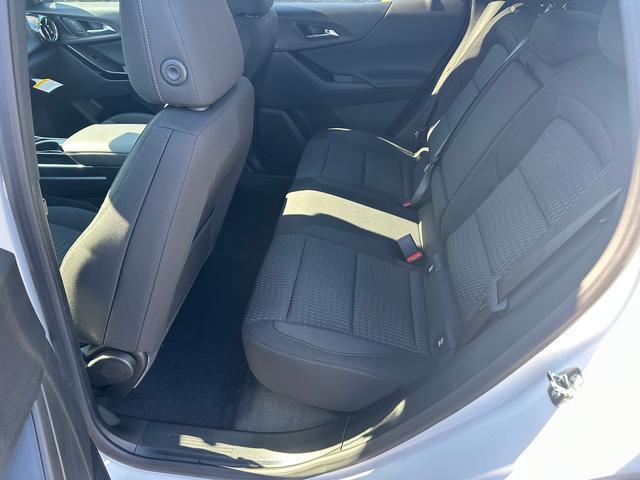 new 2025 Chevrolet Equinox car, priced at $30,490