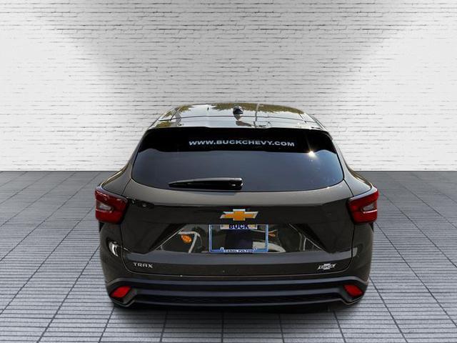 used 2024 Chevrolet Trax car, priced at $20,999