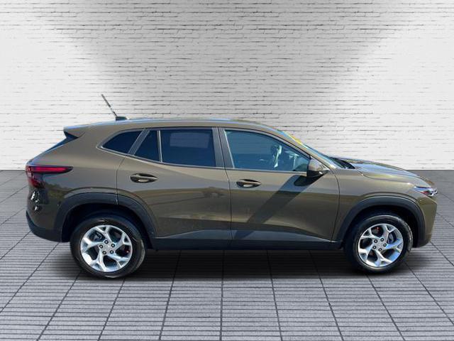 used 2024 Chevrolet Trax car, priced at $16,999
