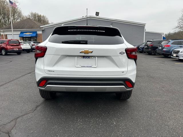 new 2025 Chevrolet Trax car, priced at $23,995
