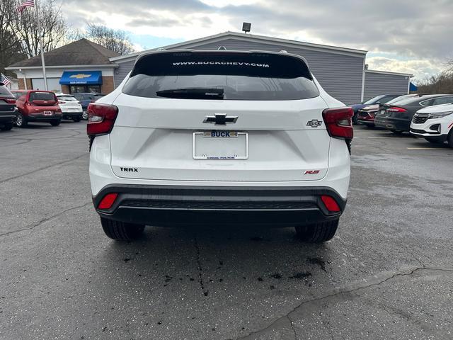new 2025 Chevrolet Trax car, priced at $25,395