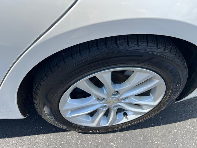 used 2017 Chevrolet Malibu car, priced at $8,999