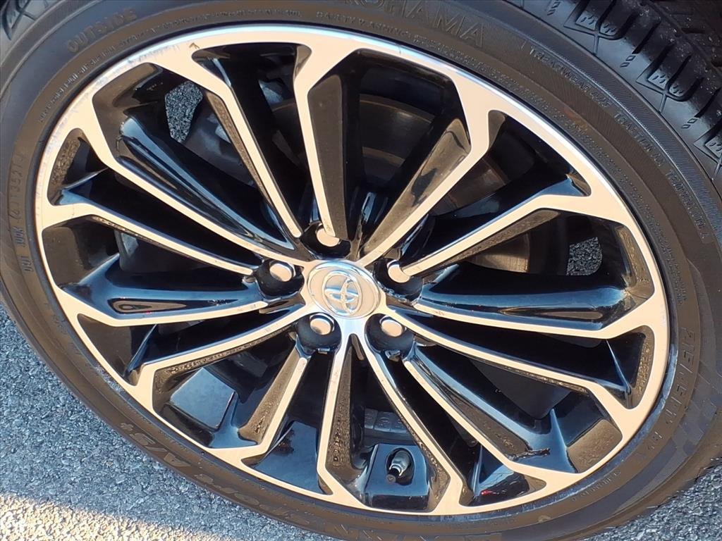 used 2014 Toyota Corolla car, priced at $11,918