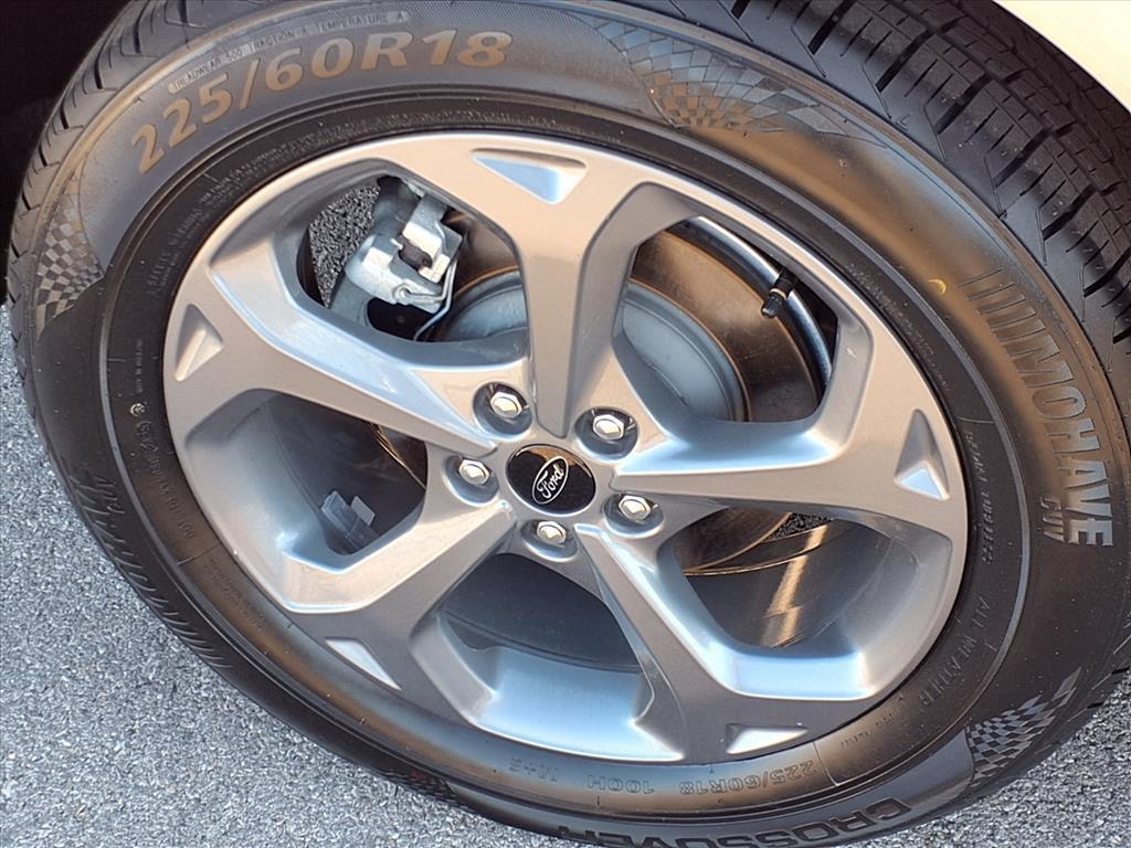 used 2024 Ford Escape car, priced at $23,897
