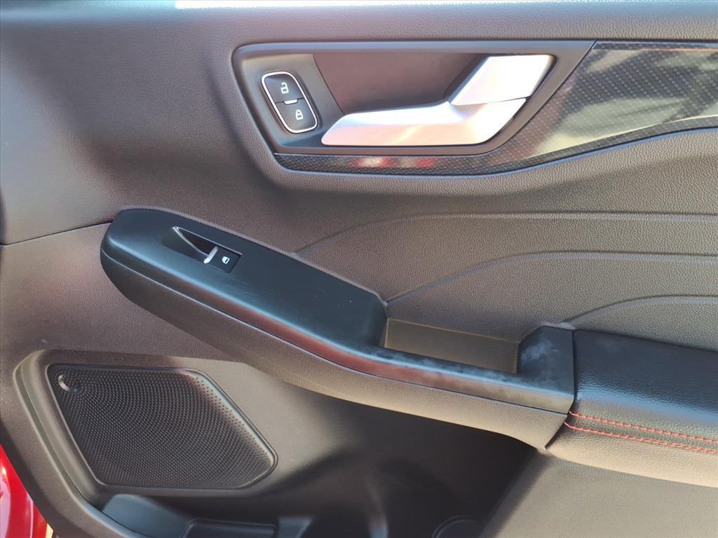 used 2025 Ford Escape car, priced at $25,046