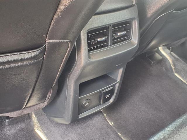 used 2024 Ford Edge car, priced at $30,878