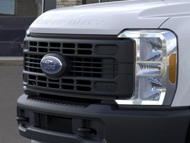 new 2025 Ford F-250 car, priced at $40,950