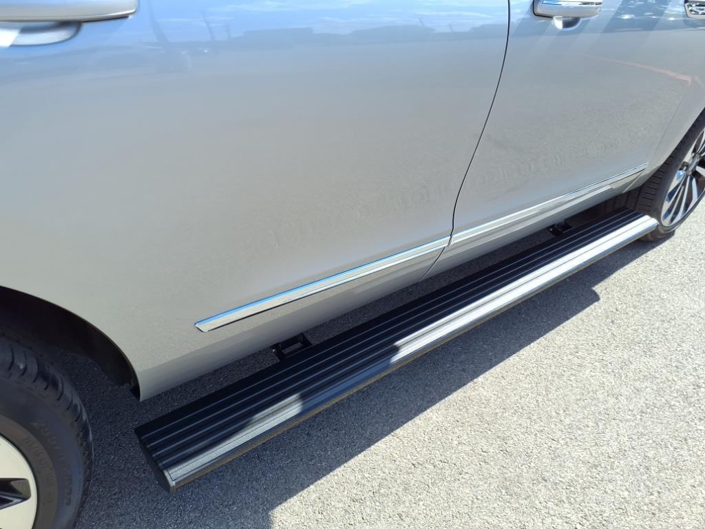 used 2023 Lincoln Navigator car, priced at $61,979