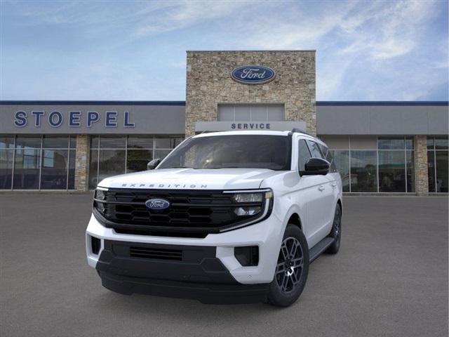 new 2025 Ford Expedition car, priced at $68,930