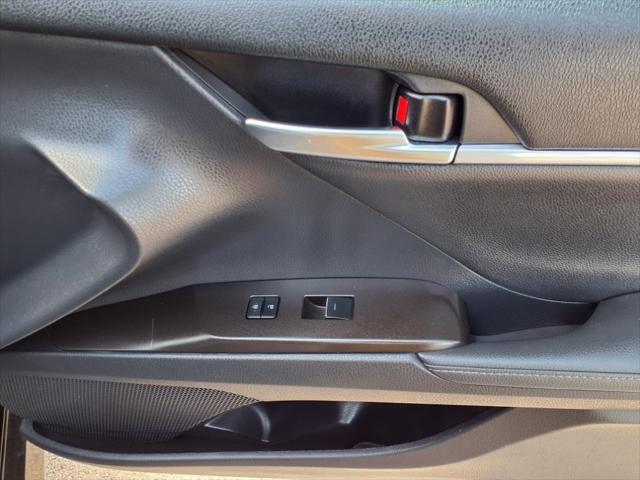 used 2021 Toyota Camry Hybrid car, priced at $25,257