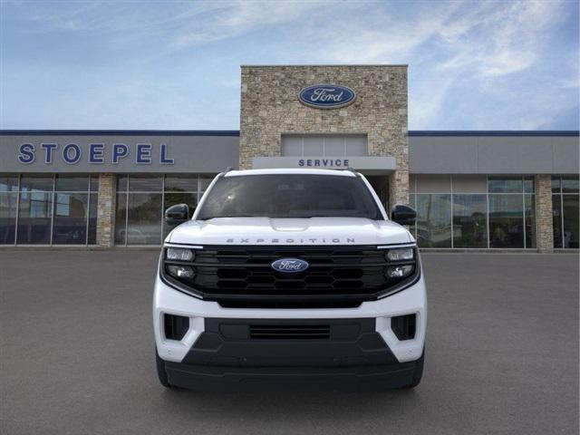 new 2025 Ford Expedition car, priced at $68,805
