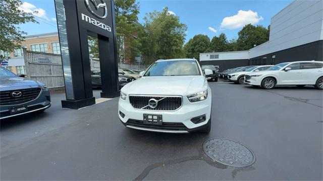 used 2019 Volvo XC40 car, priced at $23,984