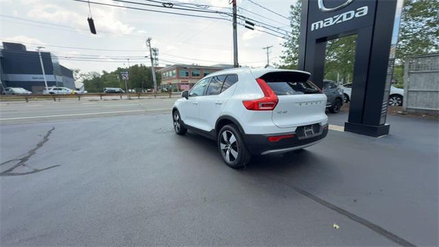 used 2019 Volvo XC40 car, priced at $23,984