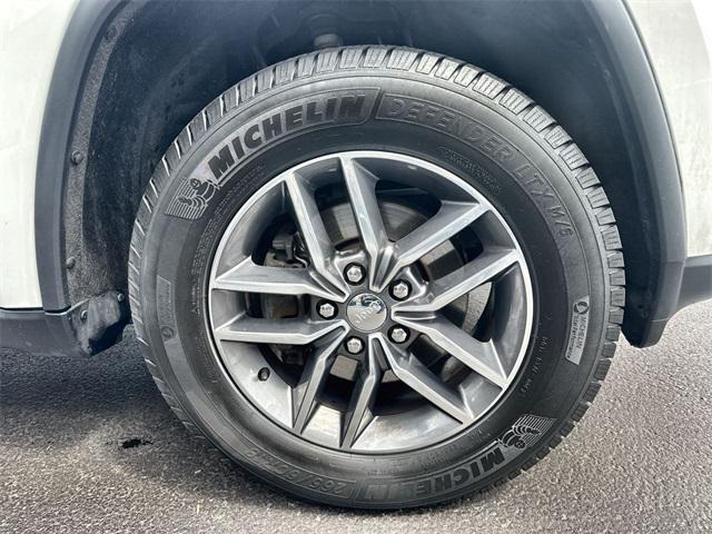 used 2017 Jeep Grand Cherokee car, priced at $16,984