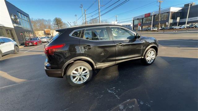 used 2019 Nissan Rogue Sport car, priced at $17,984