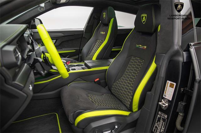 used 2022 Lamborghini Urus car, priced at $189,999