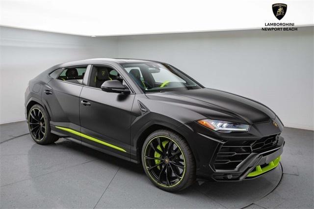 used 2022 Lamborghini Urus car, priced at $189,999