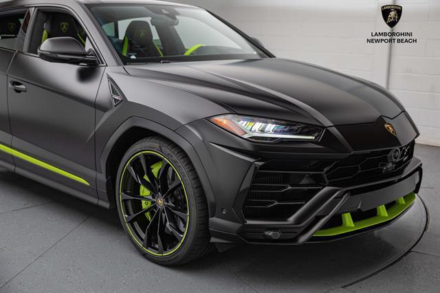used 2022 Lamborghini Urus car, priced at $179,988