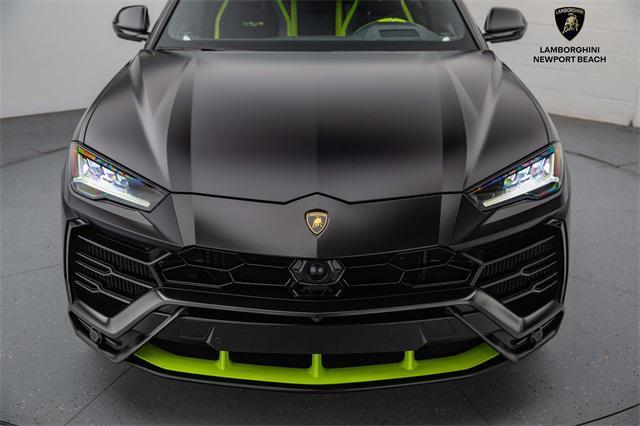used 2022 Lamborghini Urus car, priced at $189,999