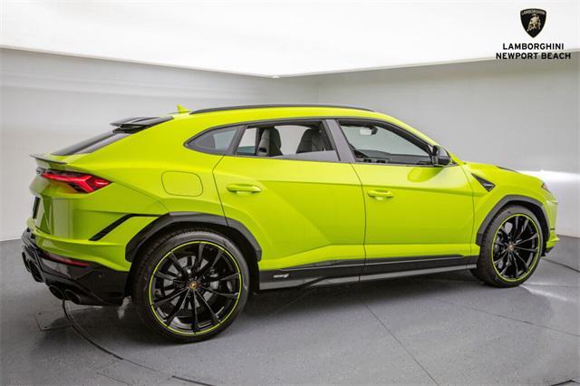 used 2023 Lamborghini Urus car, priced at $280,838