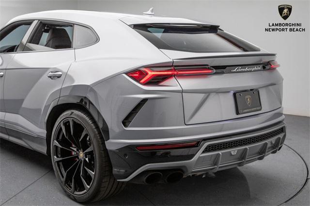 used 2021 Lamborghini Urus car, priced at $206,702