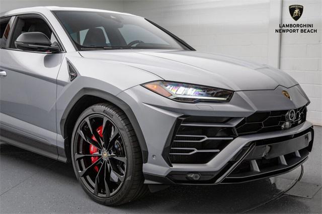 used 2021 Lamborghini Urus car, priced at $206,702