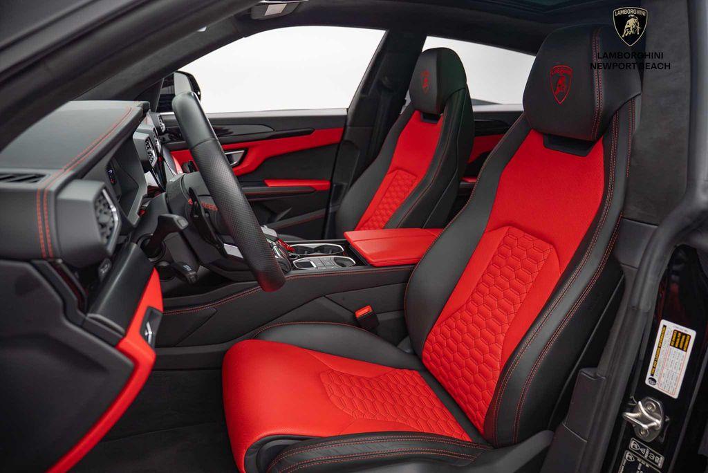 used 2022 Lamborghini Urus car, priced at $213,988