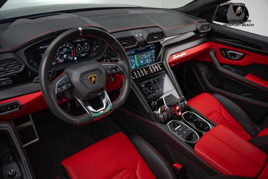 used 2022 Lamborghini Urus car, priced at $213,988