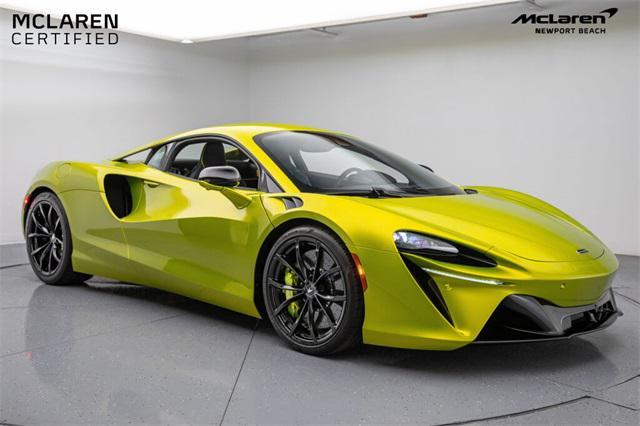 used 2024 McLaren Artura car, priced at $223,999