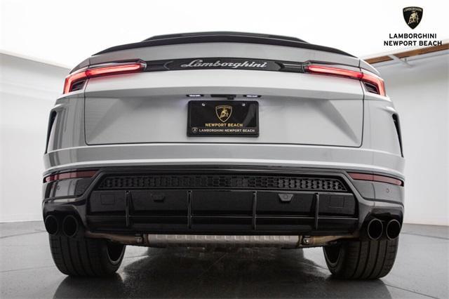 used 2021 Lamborghini Urus car, priced at $223,998