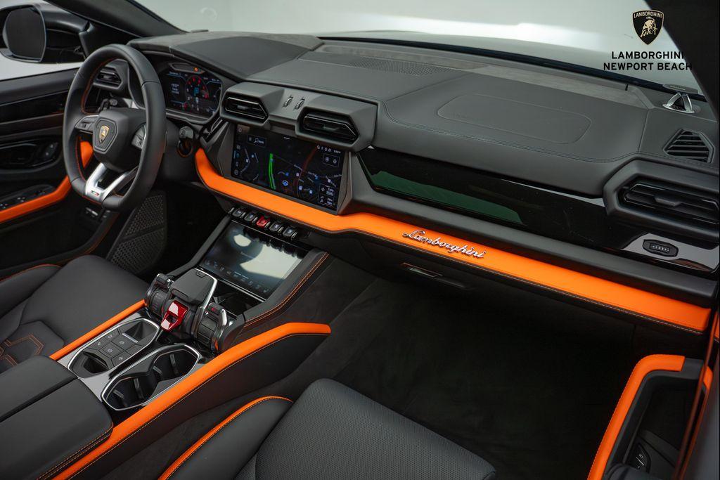 used 2025 Lamborghini Urus car, priced at $315,763