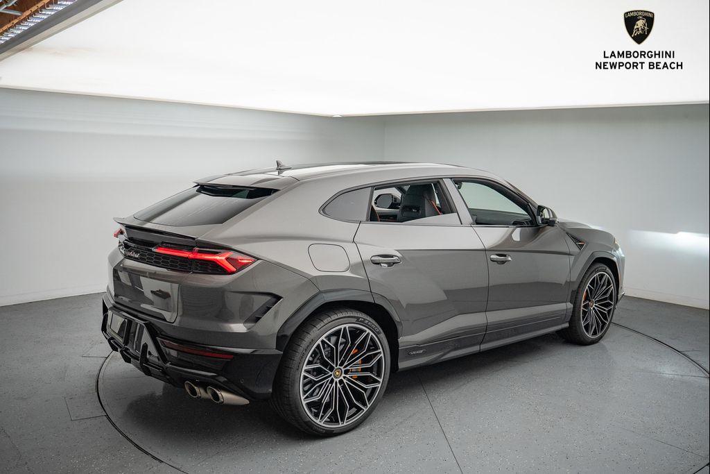 used 2025 Lamborghini Urus car, priced at $315,763