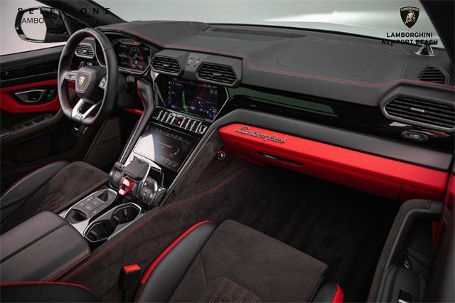 used 2024 Lamborghini Urus car, priced at $265,296