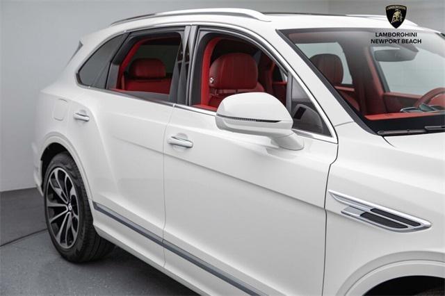 used 2022 Bentley Bentayga car, priced at $149,088