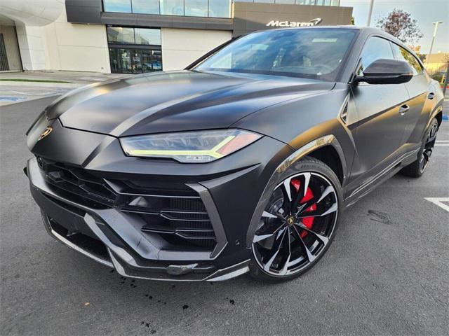 used 2020 Lamborghini Urus car, priced at $186,291