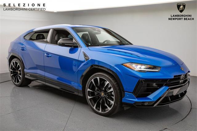 used 2023 Lamborghini Urus car, priced at $253,998