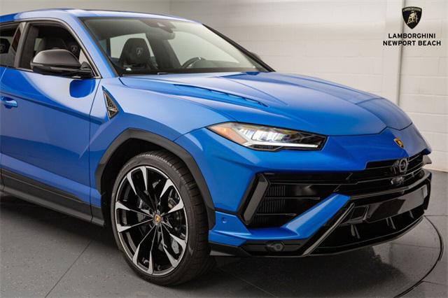 used 2023 Lamborghini Urus car, priced at $253,998