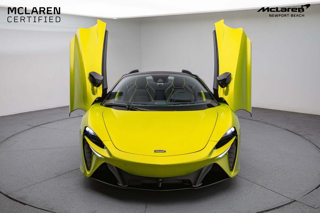 used 2025 McLaren Artura car, priced at $293,708