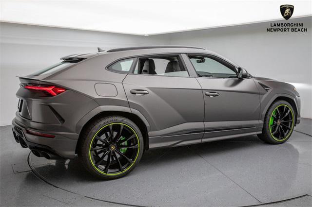 used 2022 Lamborghini Urus car, priced at $238,988