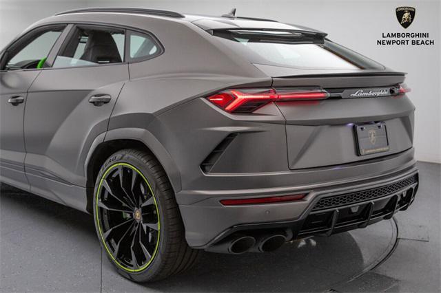 used 2022 Lamborghini Urus car, priced at $238,988