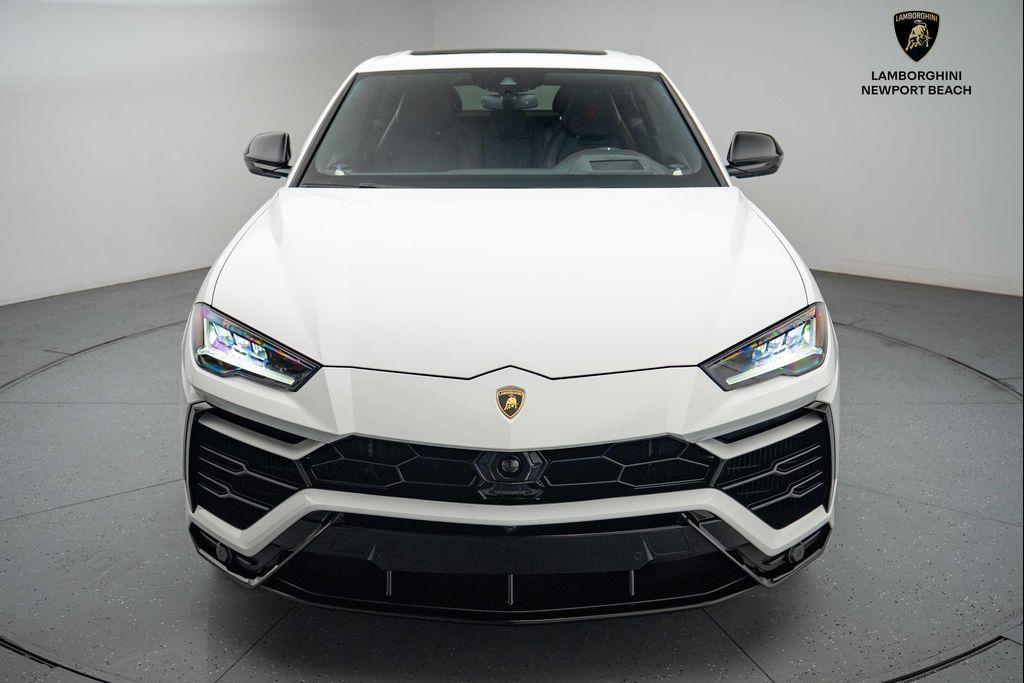 used 2022 Lamborghini Urus car, priced at $218,363