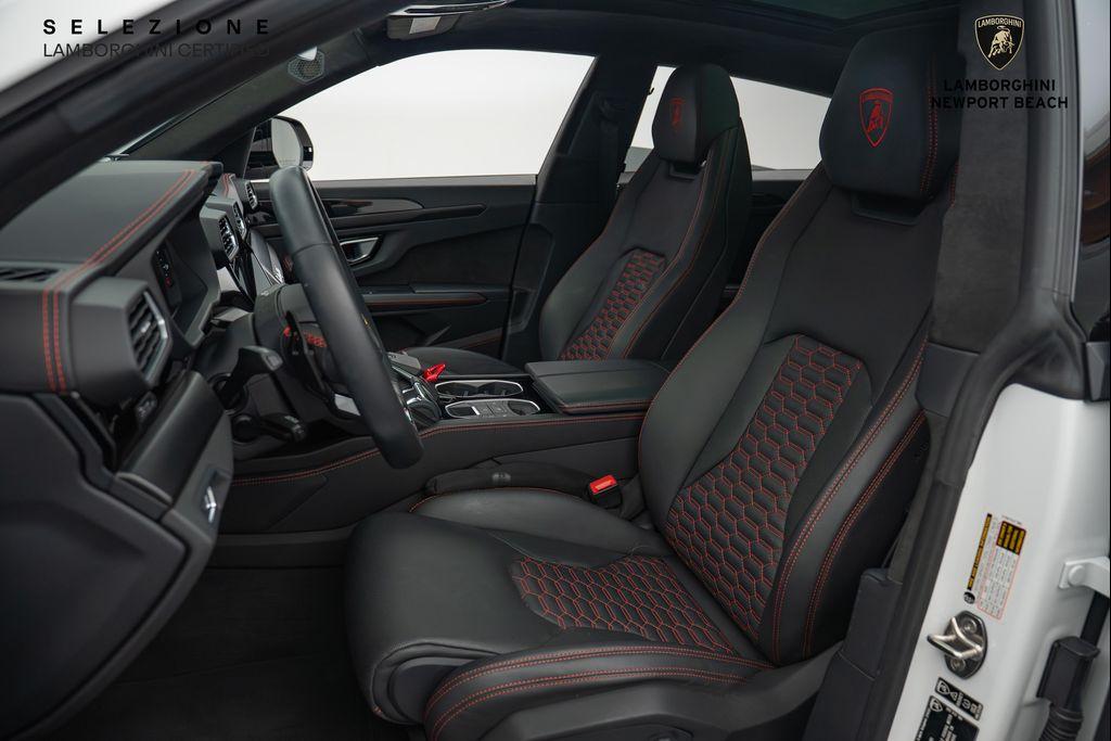 used 2022 Lamborghini Urus car, priced at $215,538