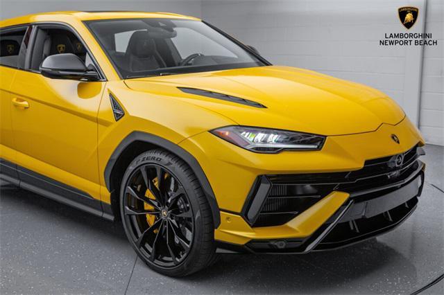 used 2023 Lamborghini Urus car, priced at $254,988