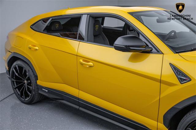 used 2023 Lamborghini Urus car, priced at $254,988